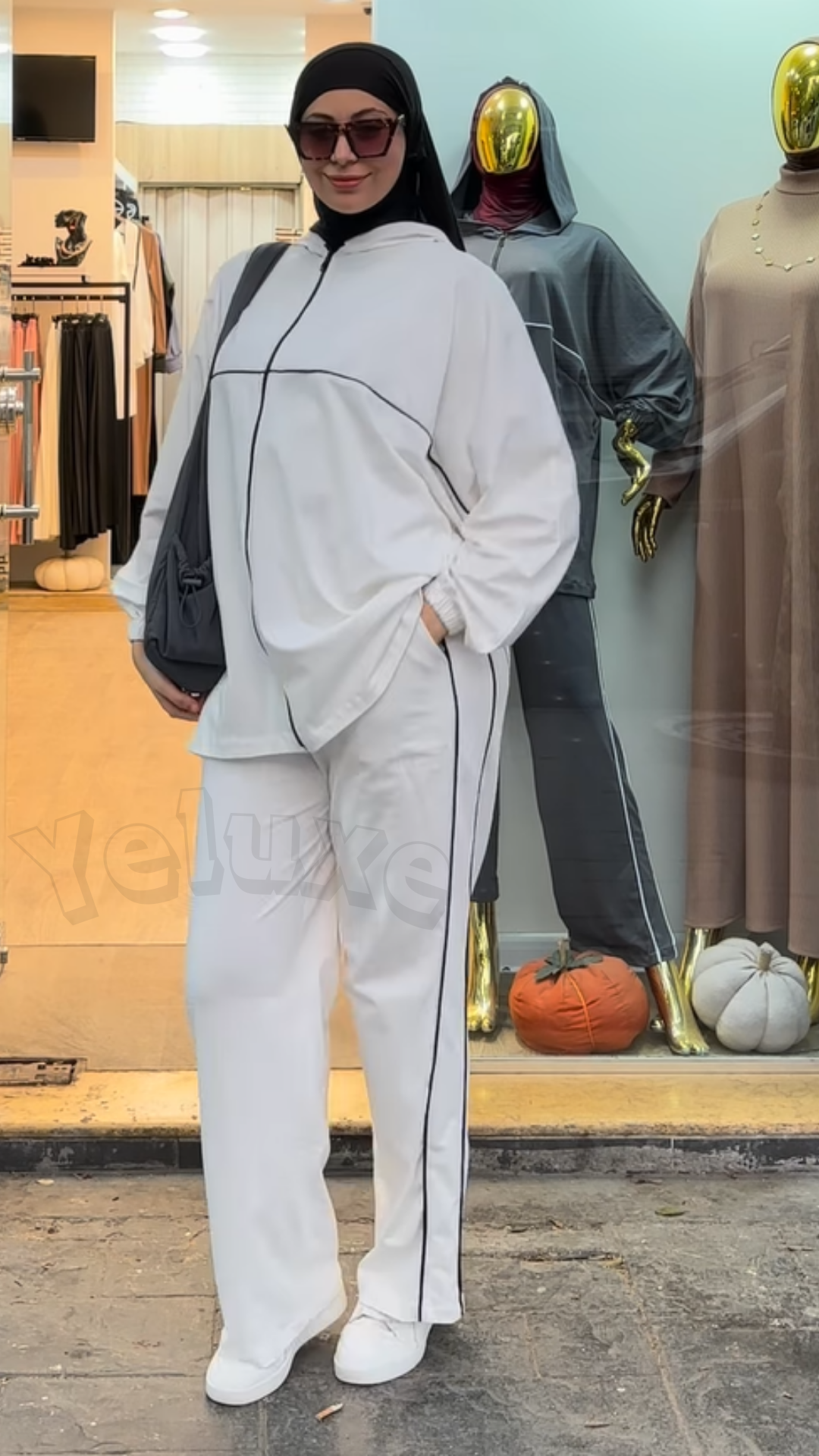 أونسومبل إلورا yeluxe